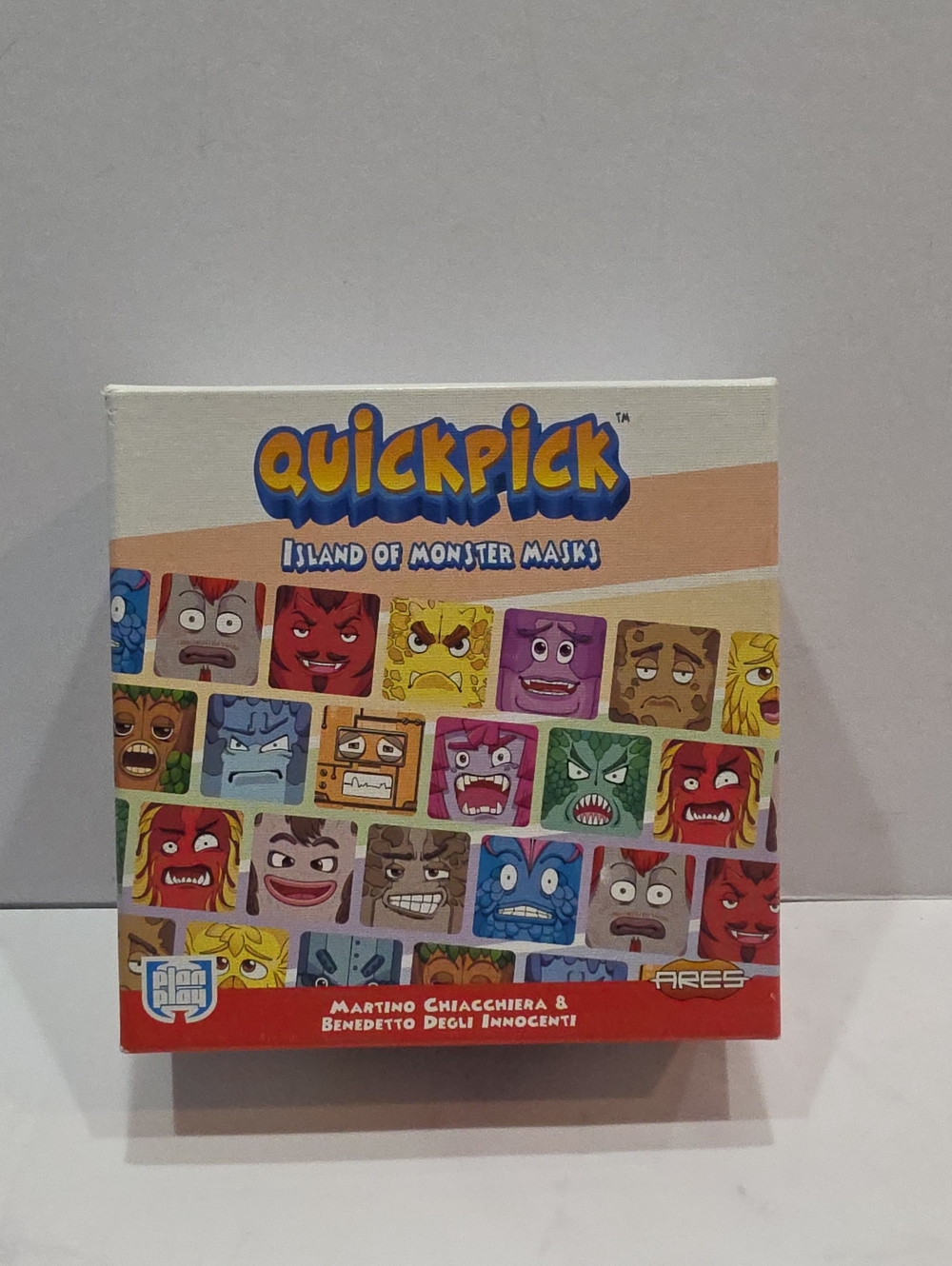 Quick Pick Island of Monster Masks - Ares Games Board Quickpick